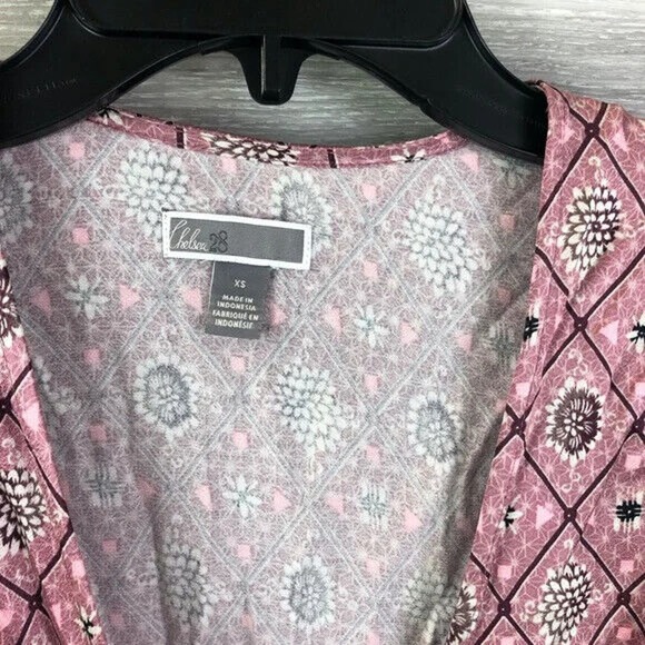 Chelsea28 Side Tie Printed Top Size XS - Picture 5 of 7